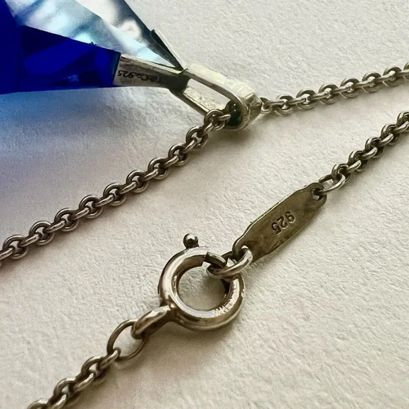 Tiffany & Co., crystal star pendant in blue with Tiffany chain necklace - Picture 8 of 13